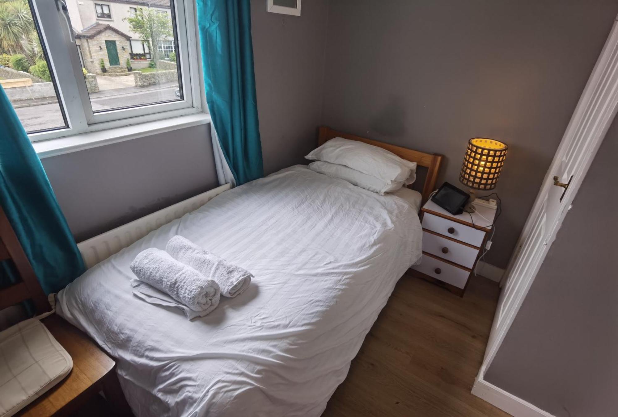 Travelmore Letterkenny Room photo